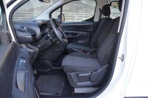 Toyota Proace City COMBI 1.5D 100CV GX L1 - Foto 4
