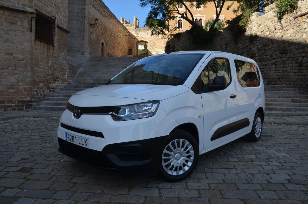 Toyota Proace City COMBI 1.5D 100CV GX L1 - Foto 1