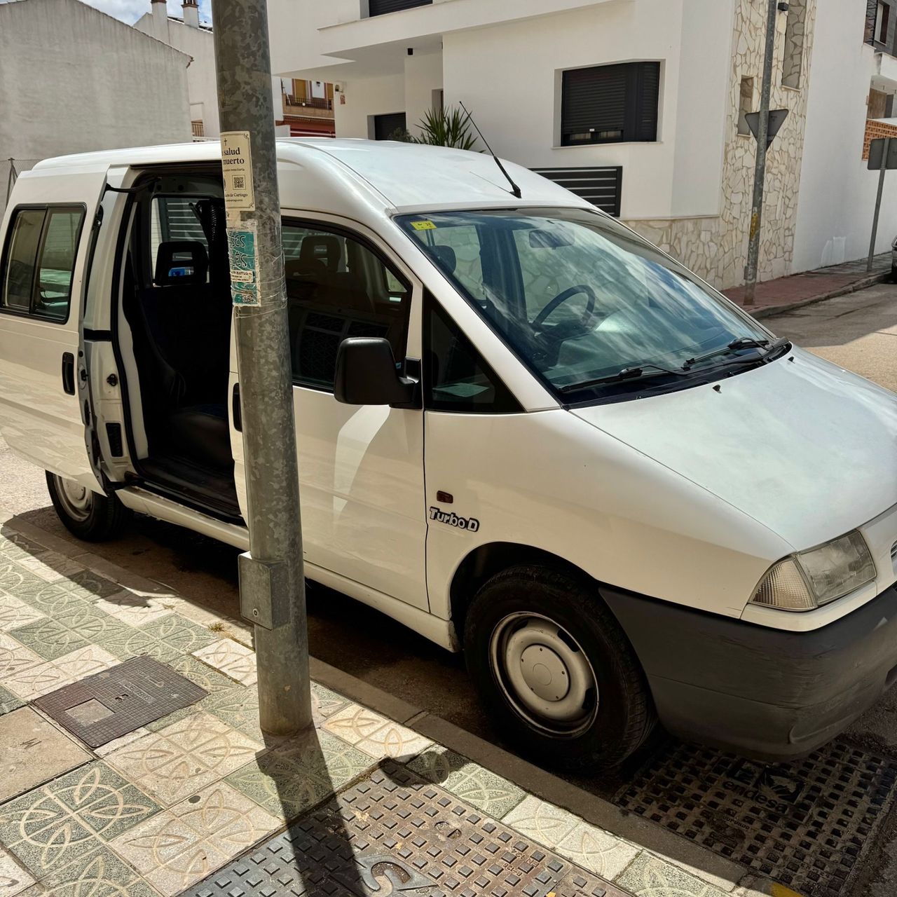 Peugeot Expert COMBI 1.9 DT PLATAFORMA ELEVADORA - Foto 1