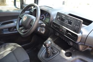 Fiat Doblò FURGÓN 1.5BLUEHDI 100CV 650KG L1 H1 BACA  GRANDE - Foto 32