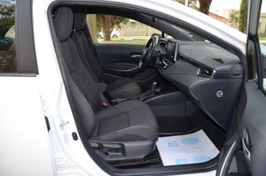 Toyota Corolla 1.8 125H BUSINESS PLUS E-CVT 90Kw Kilómetros Autopista , estado impecable - Foto 4
