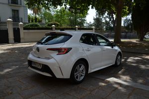 Toyota Corolla 1.8 125H BUSINESS PLUS E-CVT 90Kw Kilómetros Autopista , estado impecable - Foto 40