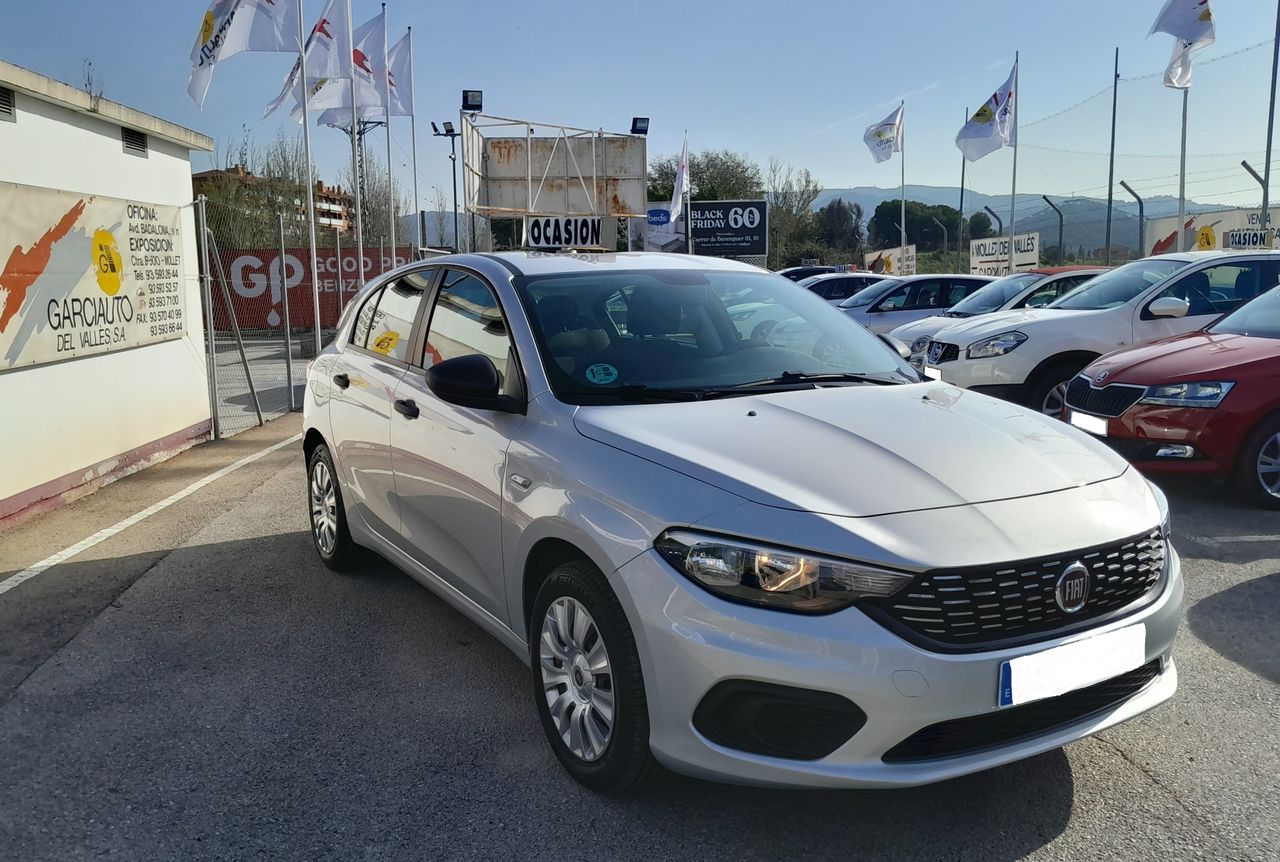 Fiat Tipo POP BUSINESS 1.3 MULTIJET 95 CV 5P   - Foto 1