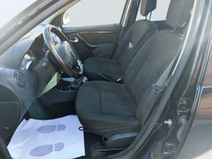 Dacia Duster Diesel 1.5dci Laureate  - Foto 13