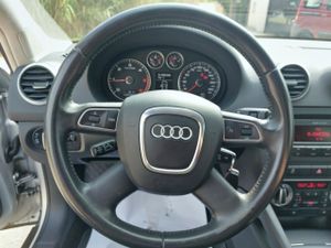 Audi A3 Sportback Diesel 1.6tdi Attraction  - Foto 12