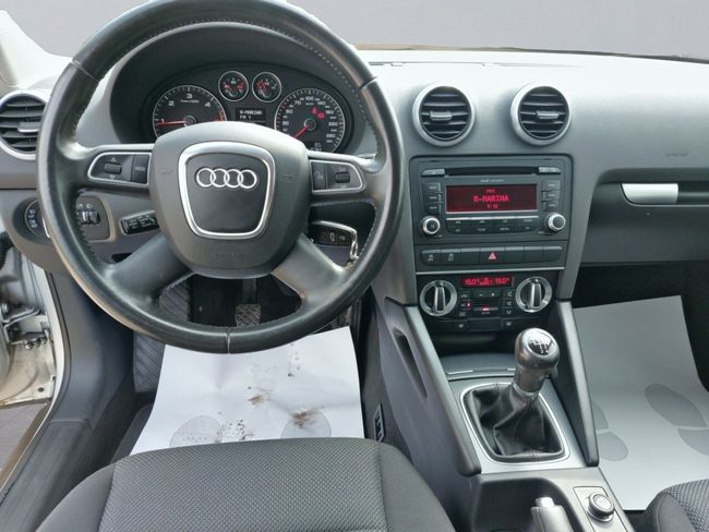 Audi A3 Sportback Diesel 1.6tdi Attraction  - Foto 14