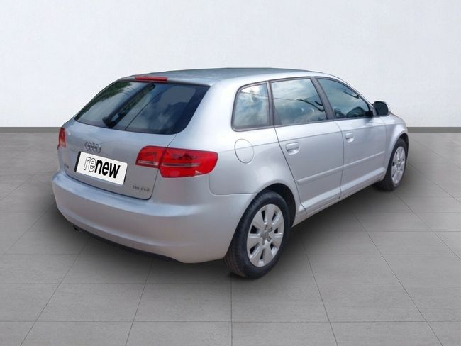 Audi A3 Sportback Diesel 1.6tdi Attraction  - Foto 6