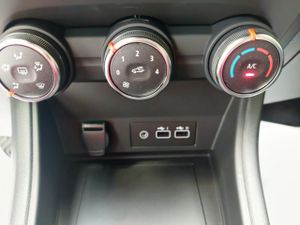 Renault Captur Gasolina/gas Tce Evolution 74kw Glp  - Foto 20