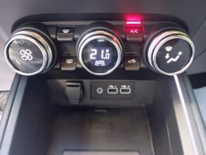 Renault Clio Tce Techno 67kw  - Foto 21