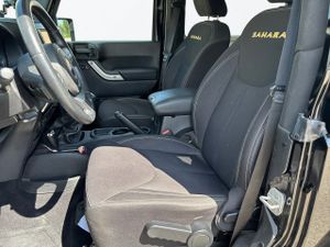 Jeep Wrangler Diesel 2.8crd Sahara  - Foto 12