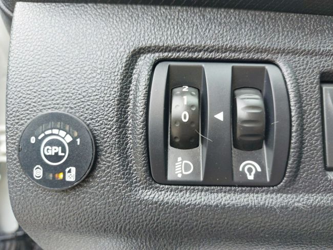 Renault Clio Gasolina/gas Tce Energy Glp Business 66kw  - Foto 21