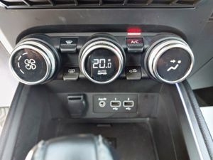 Renault Clio Hibrido E-tech Zen 103kw  - Foto 20
