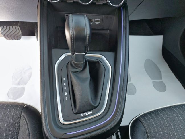 Renault Clio Hibrido E-tech Zen 103kw  - Foto 19