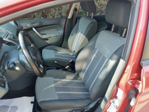 Ford Fiesta 1.25 Trend 82  - Foto 14