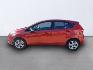 Ford Fiesta 1.25 Trend 82  - Foto 8