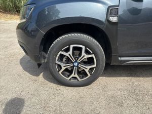 Dacia Duster Tce Gpf Serie Limitada Aniversario 4x2 110k  - Foto 11