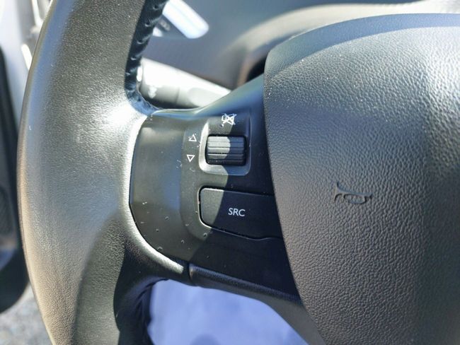 Peugeot 2008 Diesel 1.6 Bluehdi Active 100  - Foto 22