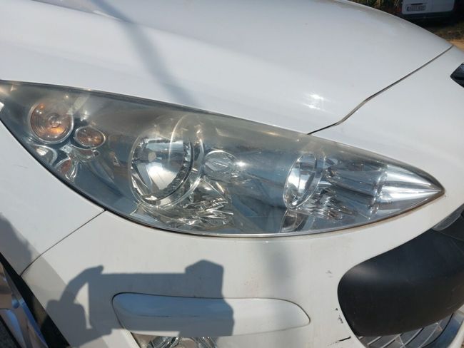 Peugeot 308 Diesel 1.6hdi Fap Premium 6 Vel.  - Foto 10