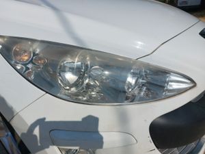 Peugeot 308 Diesel 1.6hdi Fap Premium 6 Vel.  - Foto 10