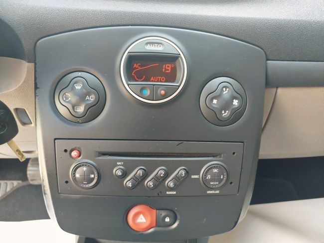 Renault Clio Diesel 1.5dci Confort Dynamique 85  - Foto 15