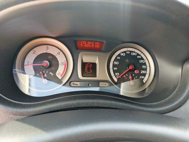 Renault Clio Diesel 1.5dci Confort Dynamique 85  - Foto 16