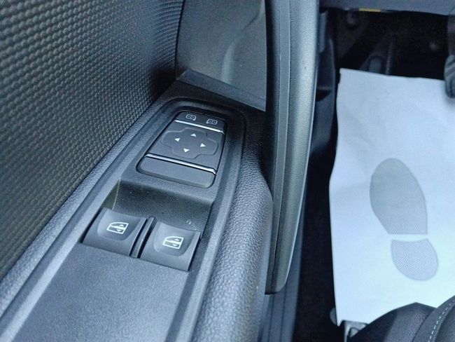 Renault Kangoo Combi Diesel 1.5dci Blue Authentic 70kw  - Foto 21