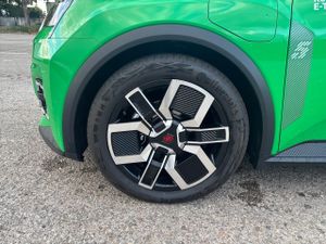 Renault 5 E-Tech techno autonomia confort 110 kw  - Foto 11