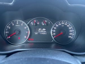 Kia Carens 1.6 gdi drive 135  - Foto 16