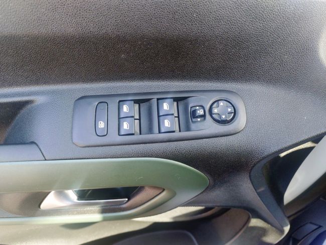 Citroën Berlingo bluehdi s&s talla m shine 100  - Foto 21