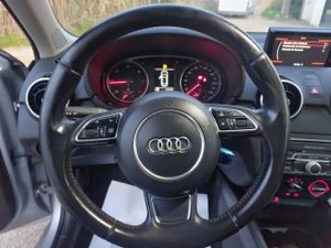 Audi A1 Sportback Diesel 1.4tdi Ultra Adrenalin  - Foto 16