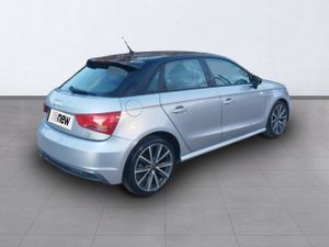 Audi A1 Sportback Diesel 1.4tdi Ultra Adrenalin  - Foto 6