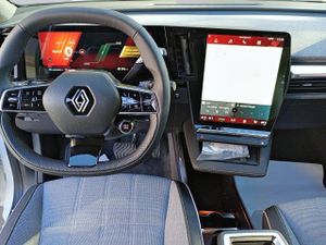 Renault Scenic E-tech Techno Gran Autonomia 160kw  - Foto 15