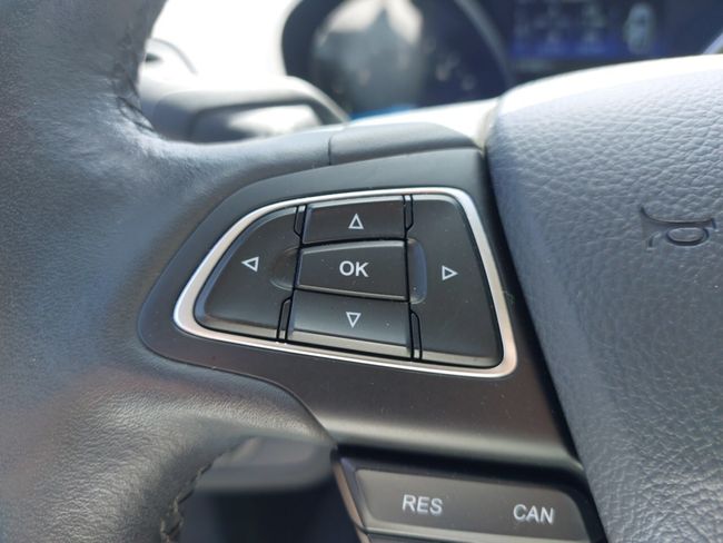 Ford Kuga 2.0 TDCi 110kW 4x4 Trend+  - Foto 22