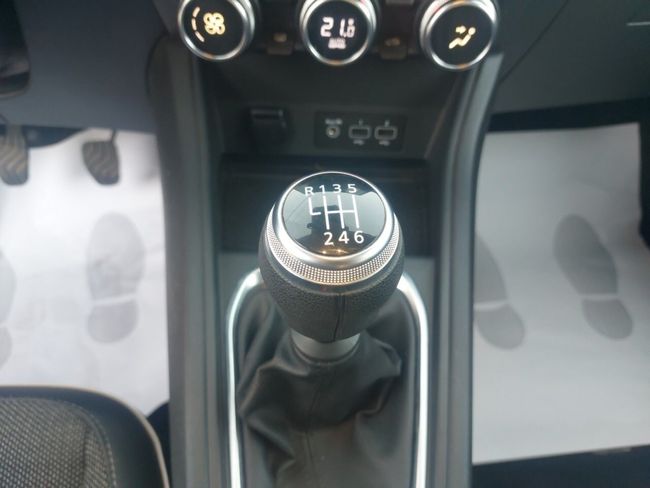 Renault Captur Fast Track TCe 140CV GPF Micro Híbrido  - Foto 20