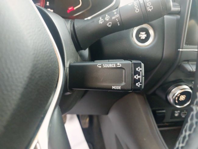 Renault Captur Fast Track TCe 140CV GPF Micro Híbrido  - Foto 21