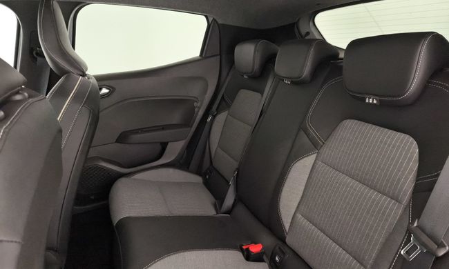 Renault Clio techno Eco-G 100cv (74kW)  - Foto 13