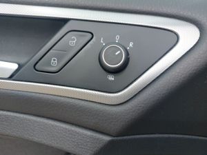 Volkswagen Golf Vii 1.0 Tsi Advance 81kw  - Foto 21