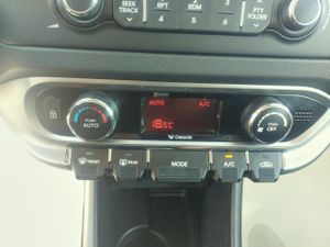 Kia Rio 1.4 CVVT 109cv Drive Eco Dynamics  - Foto 20