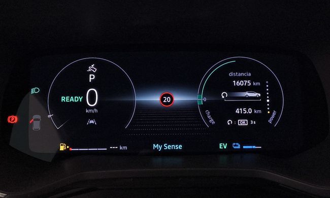 Renault Clio Techno E-Tech full hybrid 145 (103kw)  - Foto 21