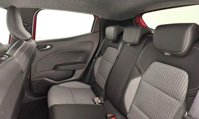 Renault Clio Techno E-Tech full hybrid 145 (103kw)  - Foto 13