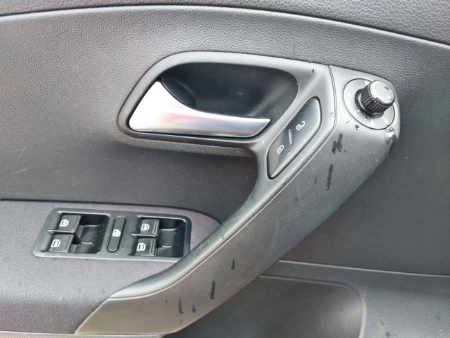 Volkswagen Polo Diesel 1.6tdi Advance 90  - Foto 21