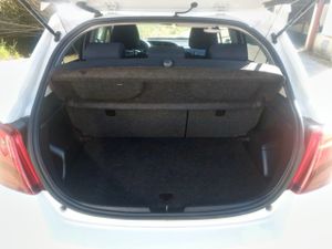 Toyota Yaris 1.3 Active Multidrive  - Foto 10