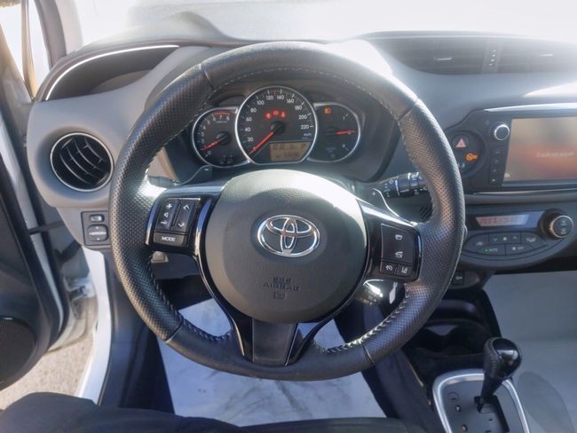 Toyota Yaris 1.3 Active Multidrive  - Foto 16