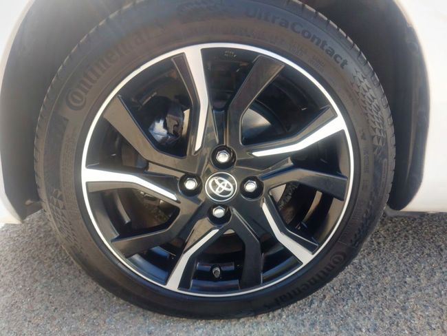 Toyota Yaris 1.3 Active Multidrive  - Foto 12