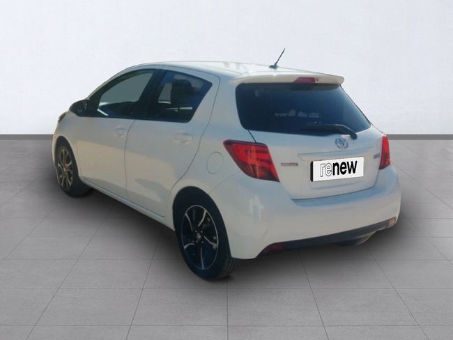 Toyota Yaris 1.3 Active Multidrive  - Foto 8