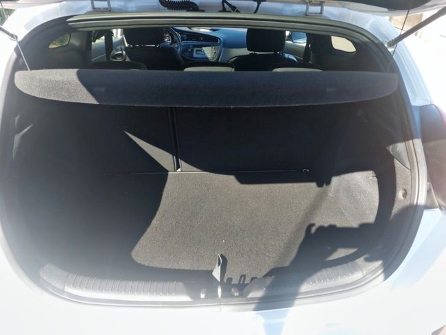 Kia Ceed 1.6 CRDi VGT x-Tech16 Eco-Dynamics  - Foto 12