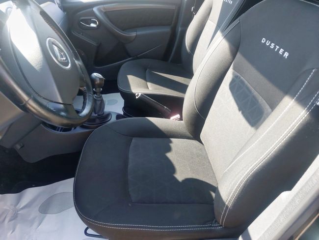 Dacia Duster Diesel 1.5dci Laureate 4x2 110  - Foto 13