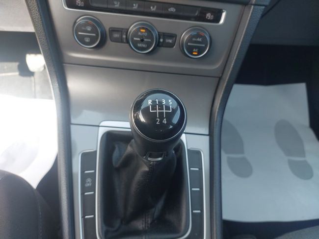 Volkswagen Golf Vii Diesel 1.6tdi Cr Bmt Business 110  - Foto 17