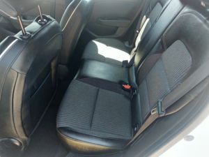Renault Clio Hibrido E-tech Zen 103kw  - Foto 14