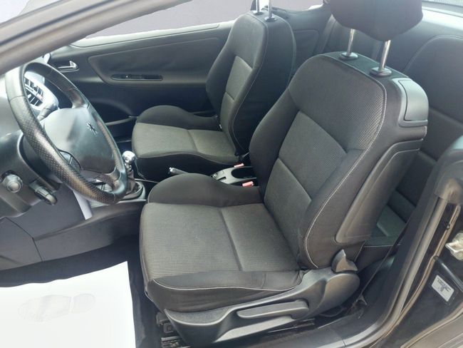 Peugeot 207 Cc Diesel 1.6hdi Fap Sport 110  - Foto 13